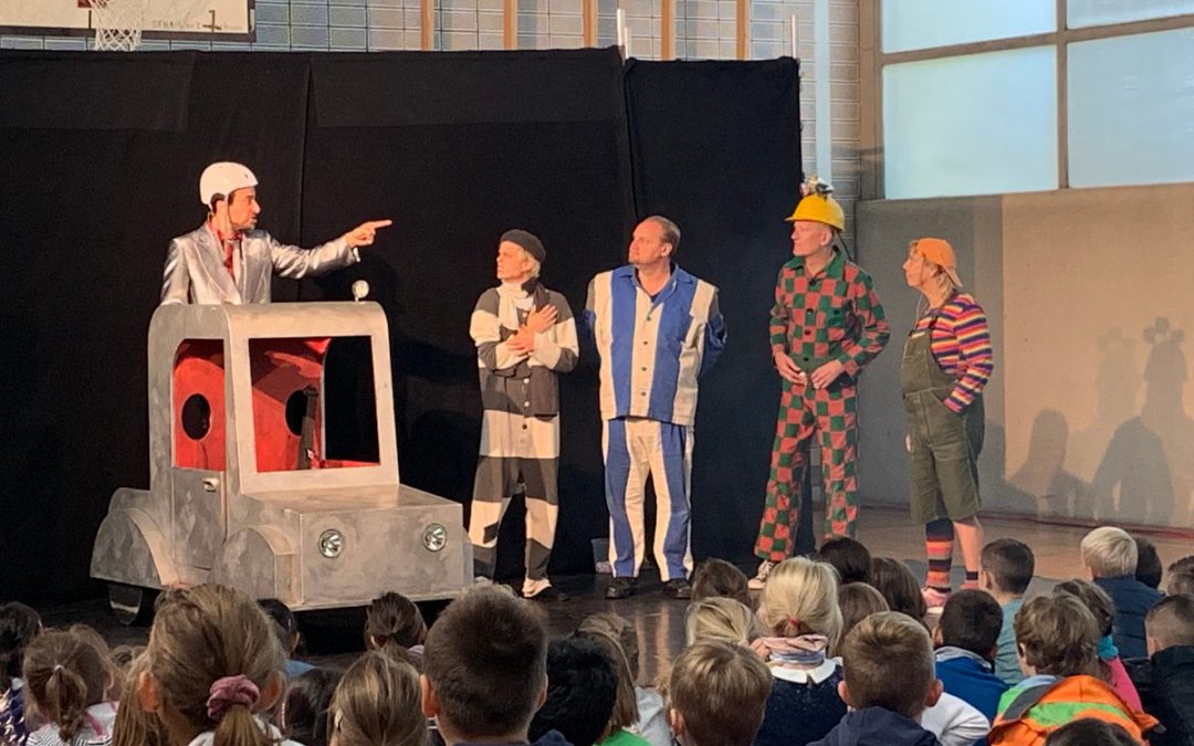 Theaterstück “Abgeschnallt” 2019