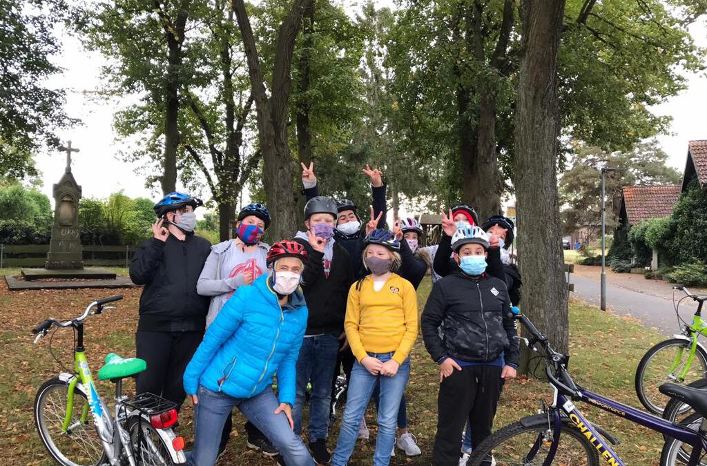 Die “Fahrrad-Gang 6b” on tour!